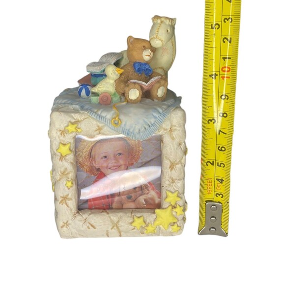Music Box Musical Cube Picture Frame - Reading Bear - Plays “It’s A Small World” - Picture 8 of 12